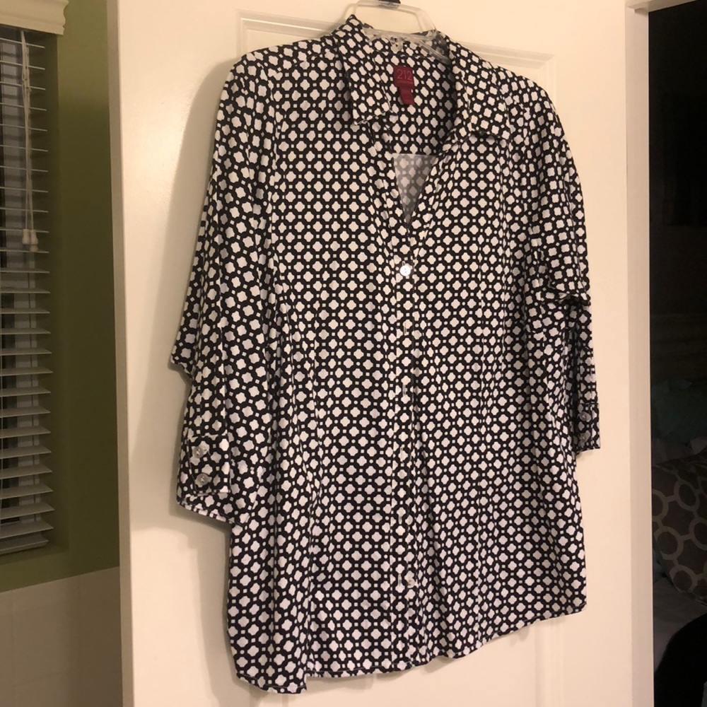 Women’s Button up Blouse